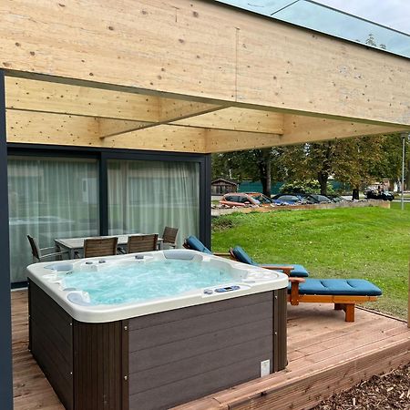 Villa Resort & Organic Spa - Luxusni Apartman S Virivkou Ceske Budejovice Eksteriør billede