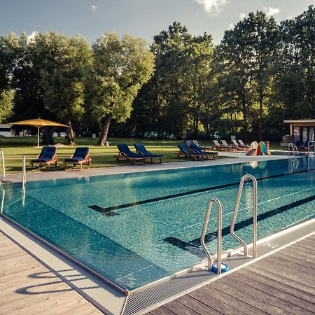 Villa Resort & Organic Spa - Luxusni Apartman S Virivkou Ceske Budejovice Eksteriør billede