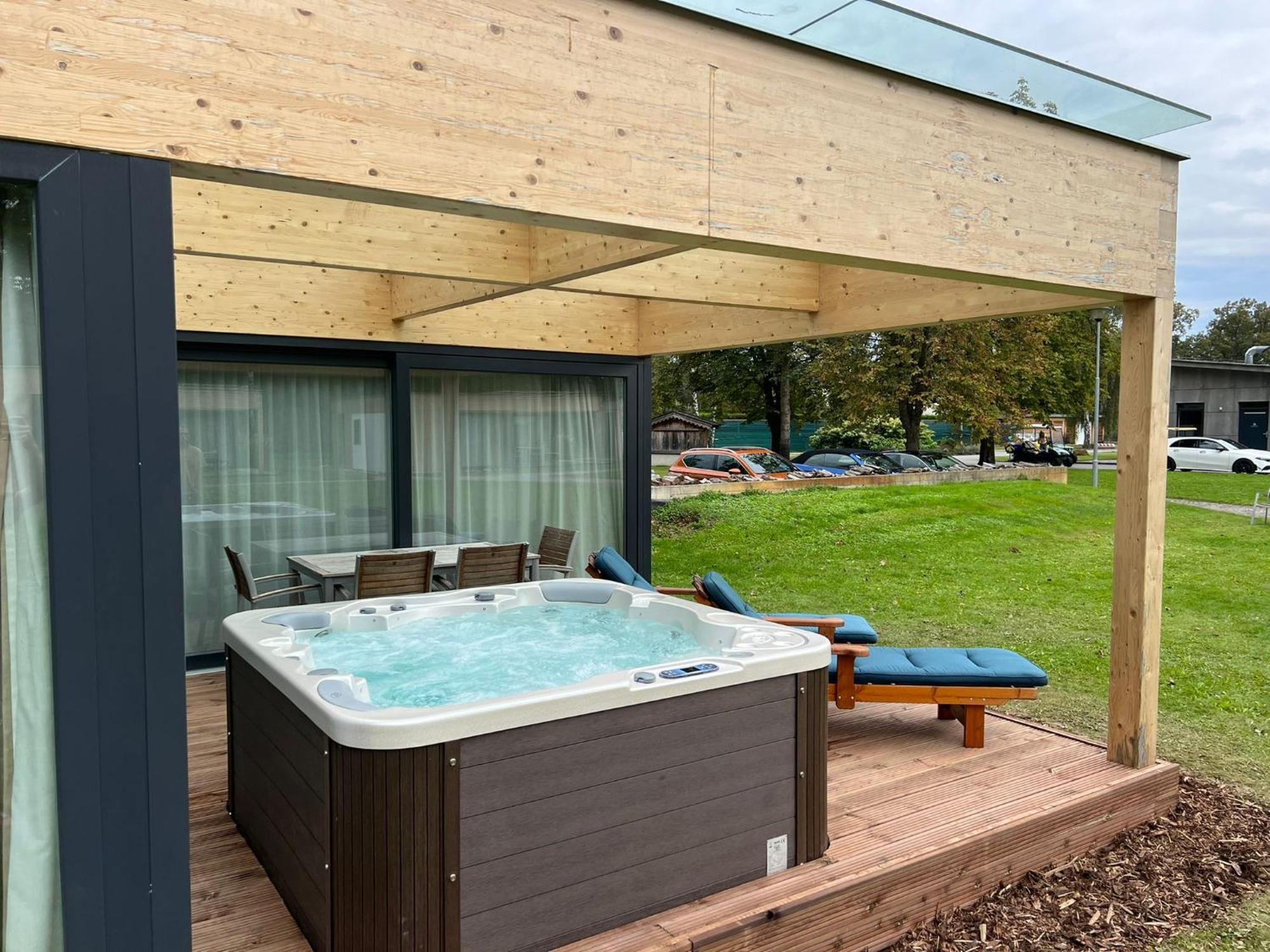 Villa Resort & Organic Spa - Luxusni Apartman S Virivkou Ceske Budejovice Eksteriør billede